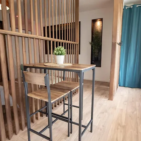 La Interdite Jacuzzi, Sauna & Piece Secrete Apartamento Nancy