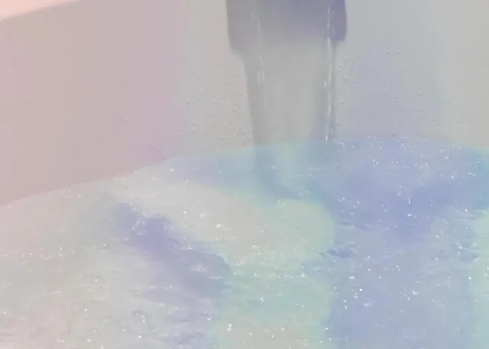 La Interdite Jacuzzi, Sauna & Piece Secrete *