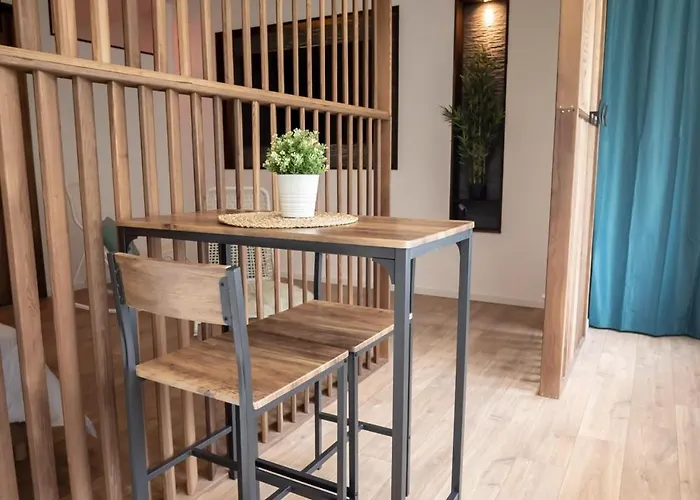 La Interdite Jacuzzi, Sauna & Piece Secrete Apartamento Nancy